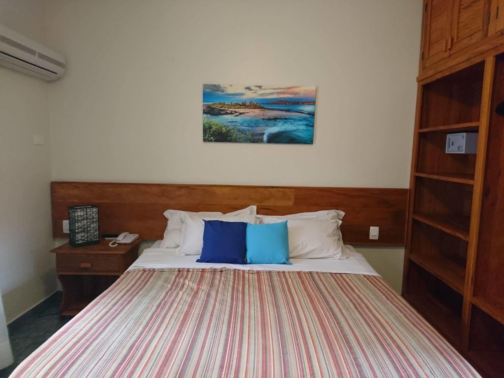 Galapagos Aparthotel Ilhabela Extérieur photo